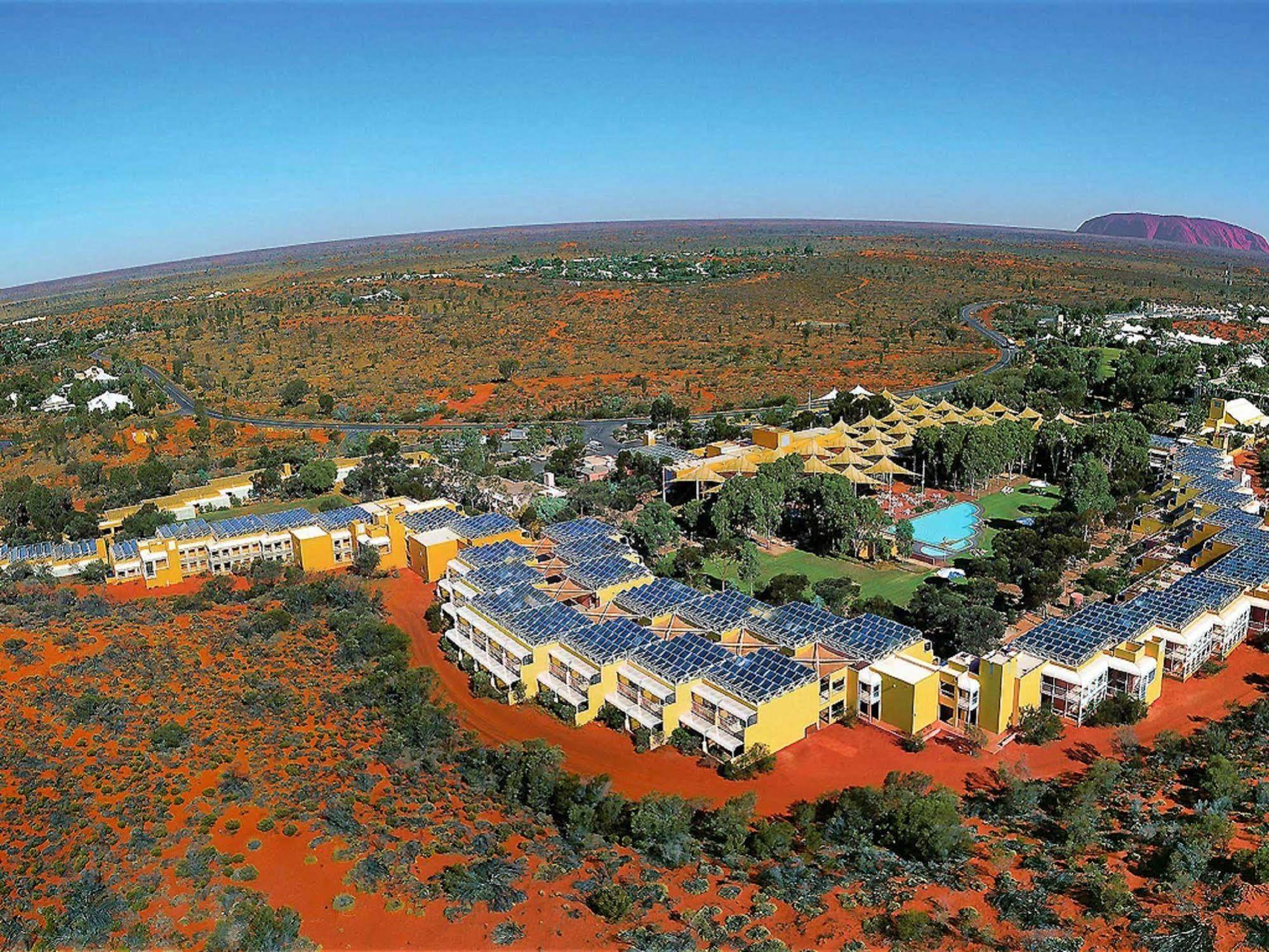 Desert Gardens Hotel Uluru Extérieur photo
